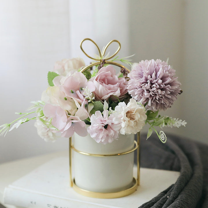 Elegant Floral Centerpiece Arrangement