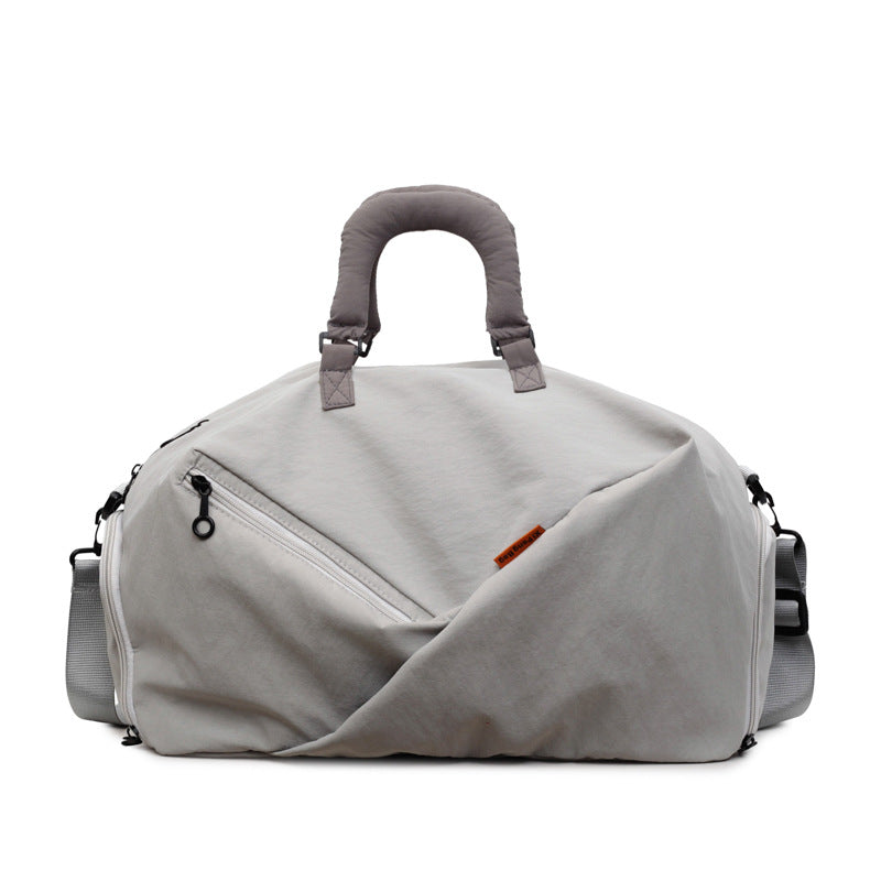 Sporty Travel Bag With Innovative Design Bowlift