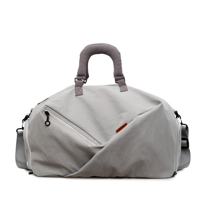 Sporty Travel Bag With Innovative Design Bowlift