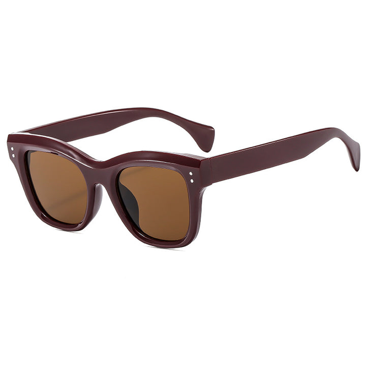 Ladies fashionable sunglasses with distinctive, angular frame Bowlift