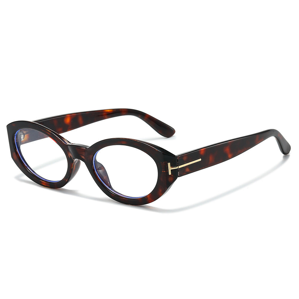 Chic Cat-Eye Sunglasses with Retro Tortoiseshell Frame Bowlift