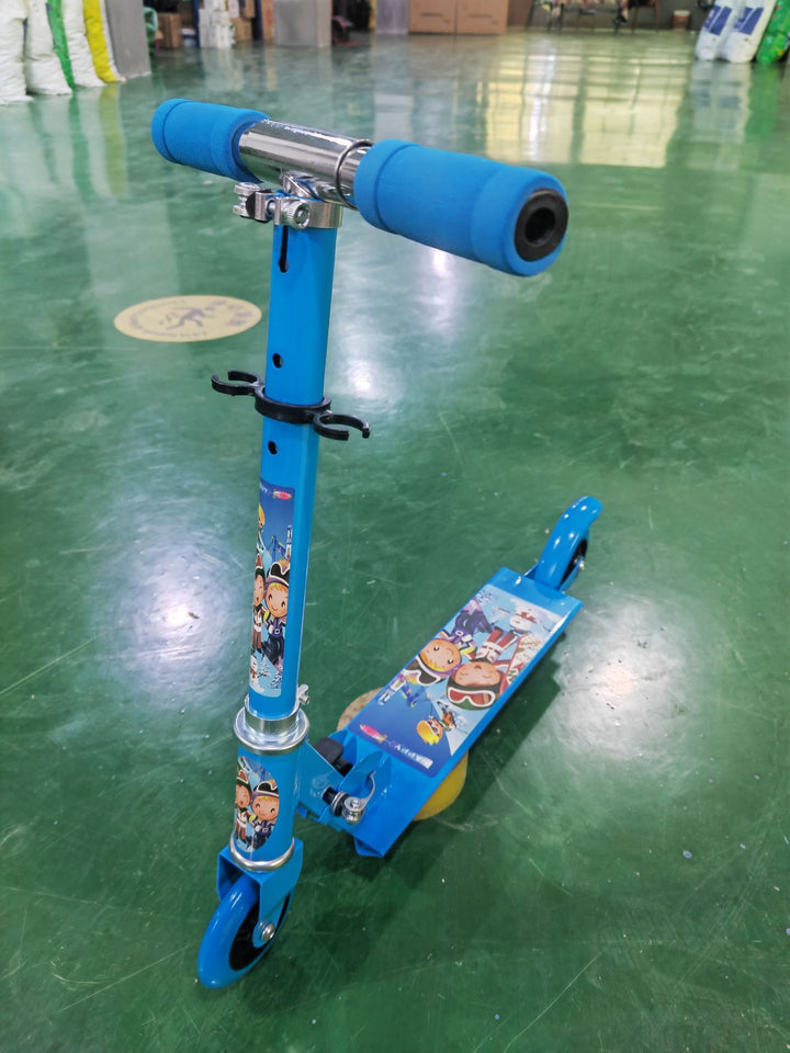 Compact Folding Kick Scooter Bowlift