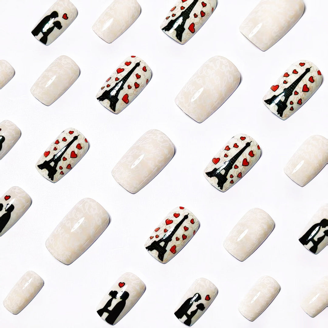 Artificials nails with Romantic Eiffel Tower design Bowlift