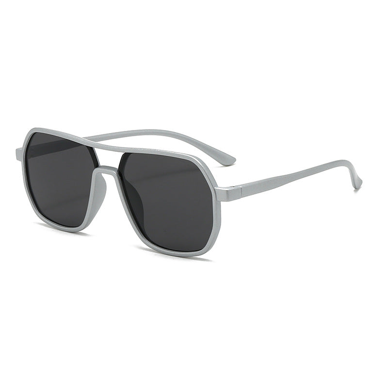 Women's trendy oversized sunglasses in modern design Bowlift