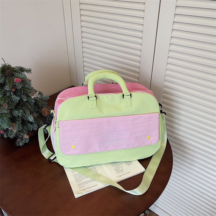 Stylish Multi-Compartment Weekender Bag