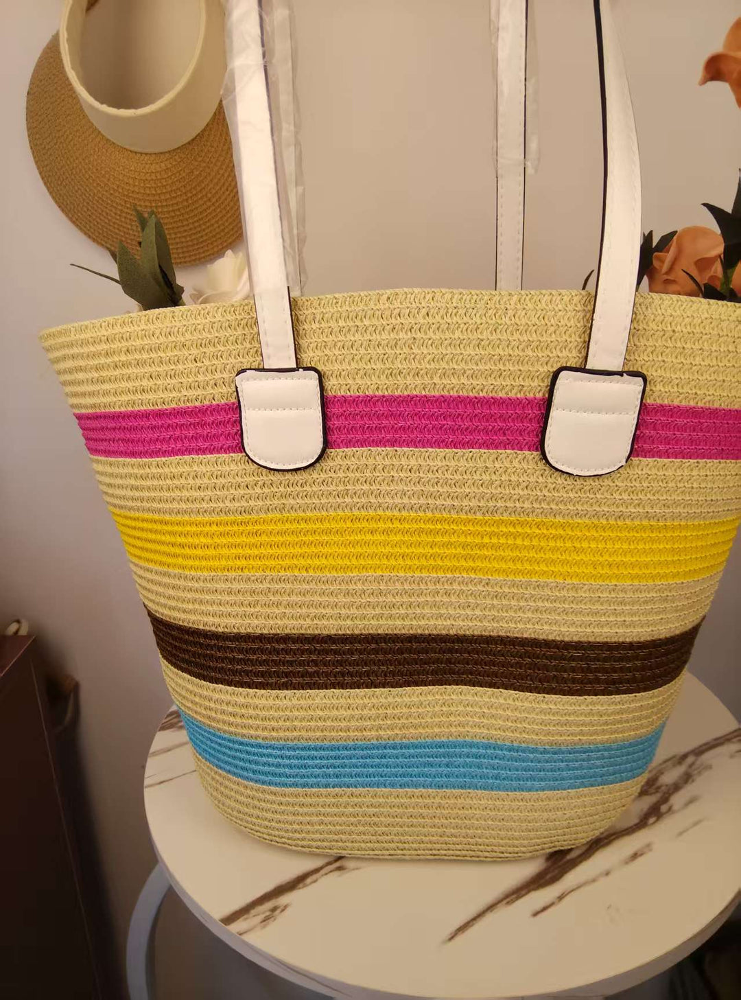 Summer straw hats Bowlift