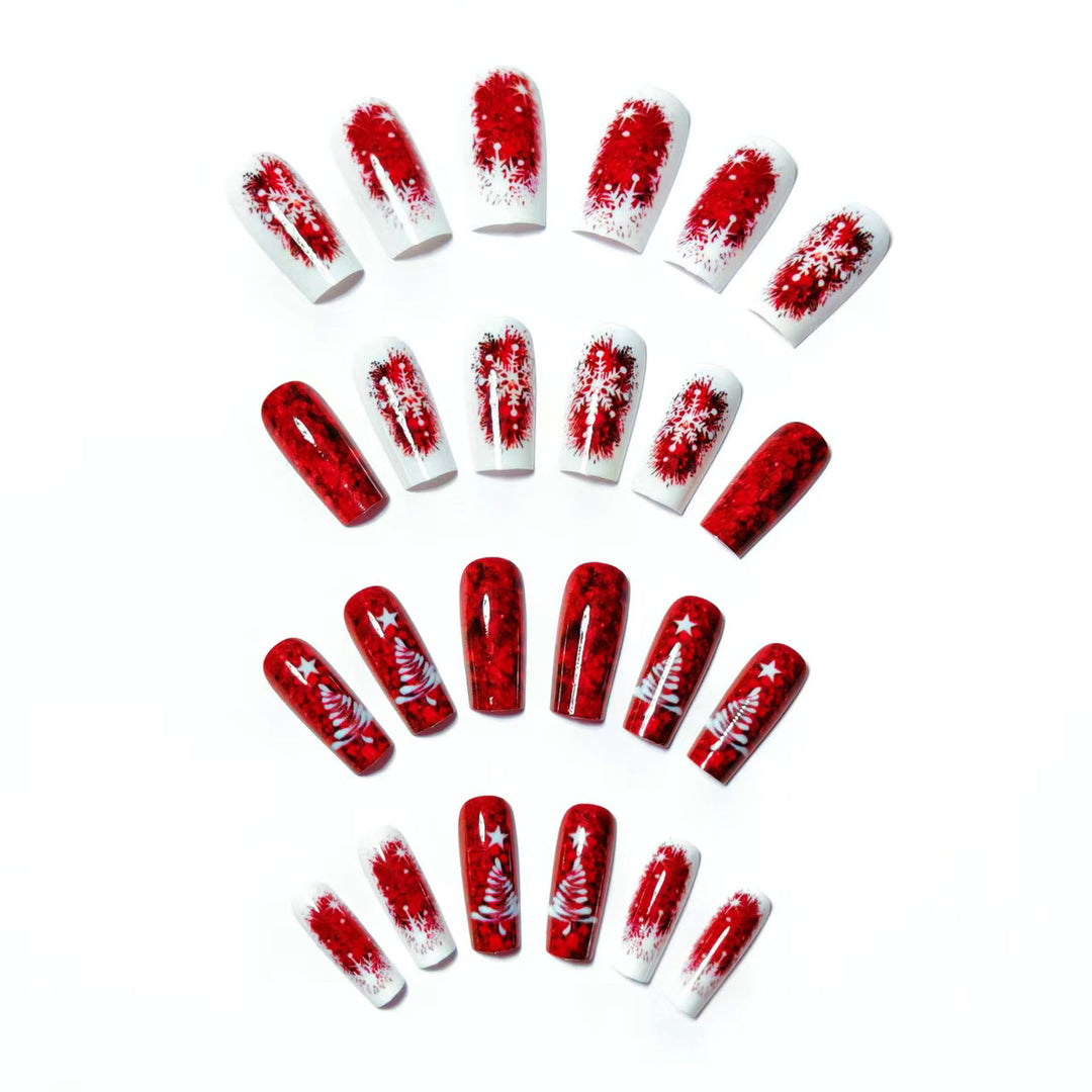 Artificial nails with festive Christmas design Bowlift