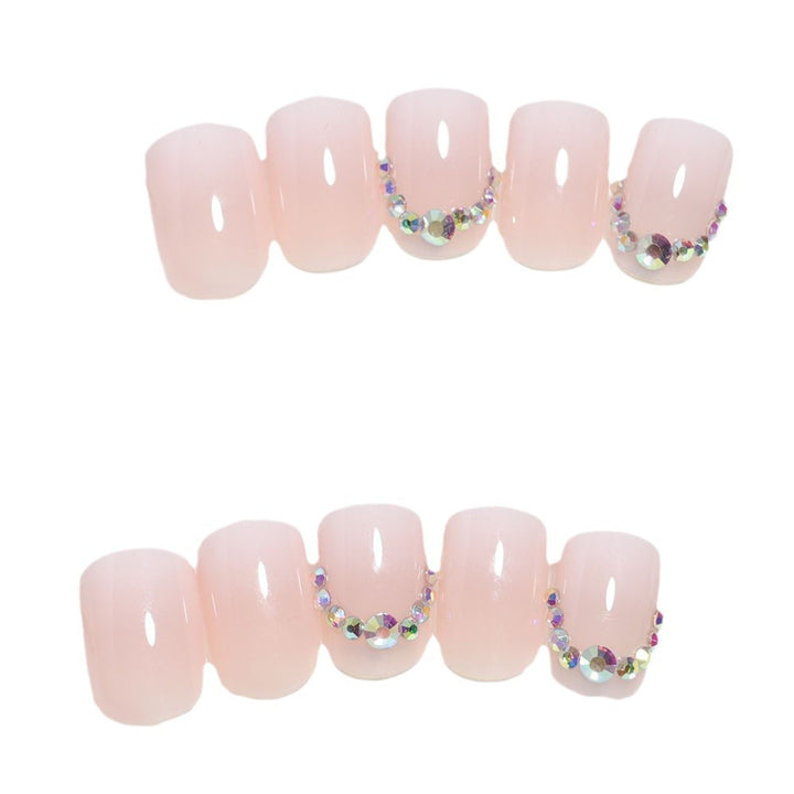 Elegantly Designed Press-On Nail Set Bowlift