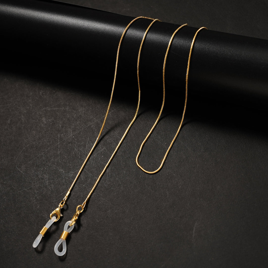 Elegant Gold-Plated Eyewear Chain Bowlift