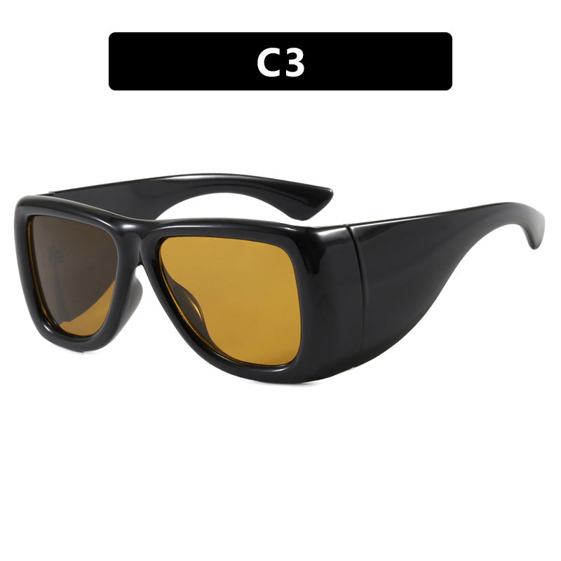 Ladies trendy oversized sunglasses with striking tortoiseshell design Bowlift