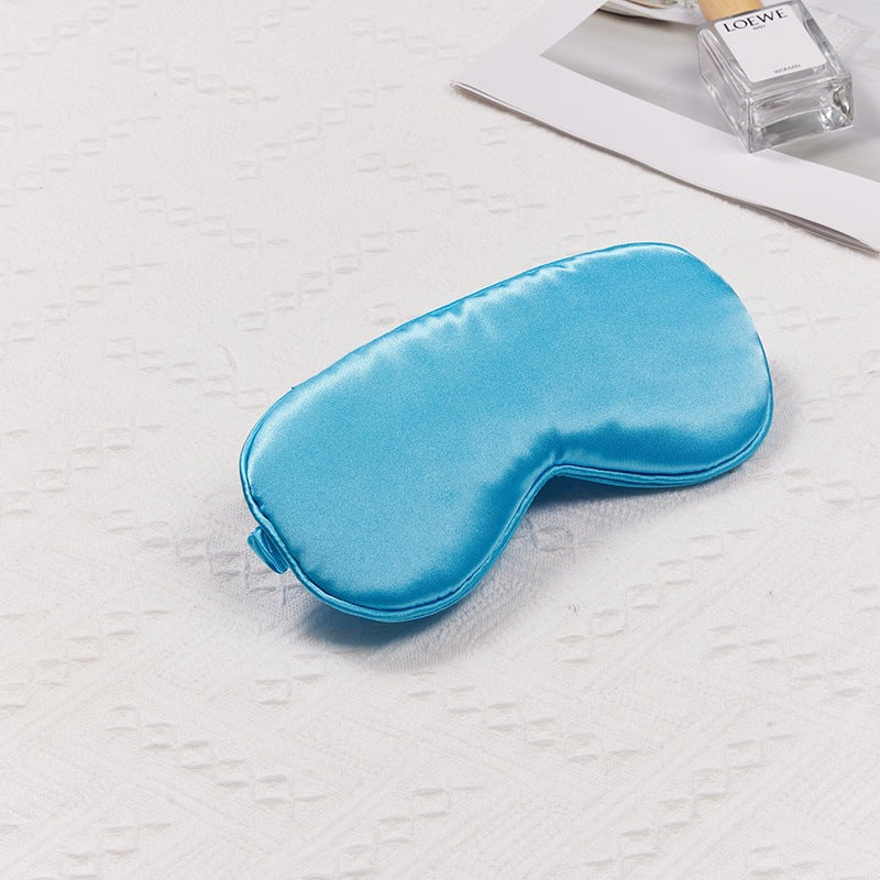 Women's ergonomic sleep mask made of satin-like material with contoured eye area Bowlift
