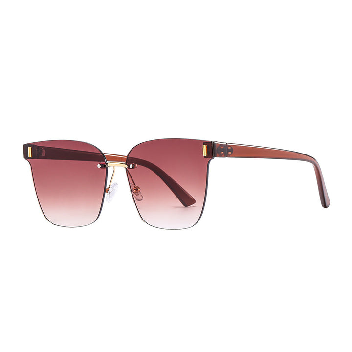 Women’s sunglasses in a modern design with a wide frame Bowlift