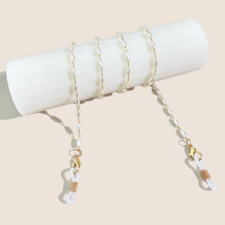 Elegant Pearl-Accented Eyewear Chain Bowlift