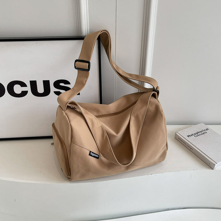Tote bag with adjustable shoulder strap and spacious inner compartment Bowlift