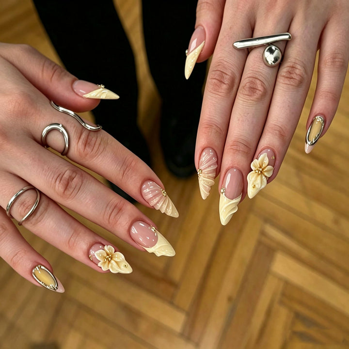 Artistic 3D Floral Press-On Nail Extensions Bowlift