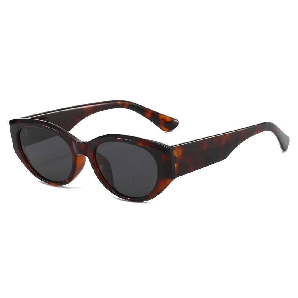 Women Cat-Eye Sunglasses in Fashion Style Bowlift