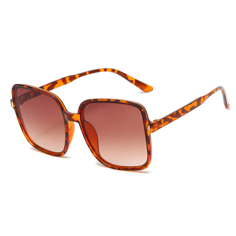 Women's large square sunglasses with bold pattern Bowlift