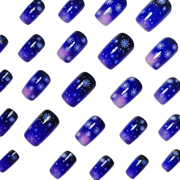 Winter-Themed Gradient Ombre Nail Art Bowlift