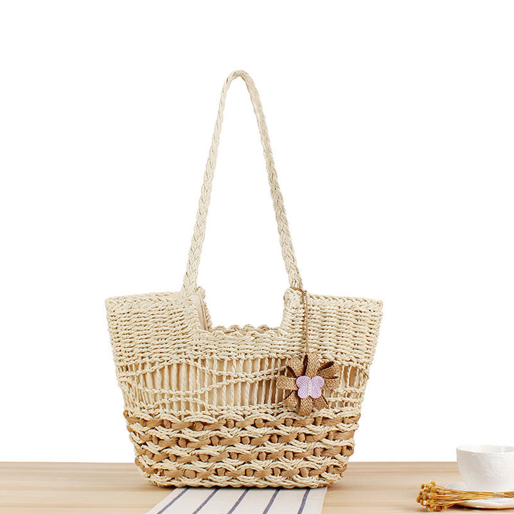 Handmade straw tote bag with unique flower design Bowlift