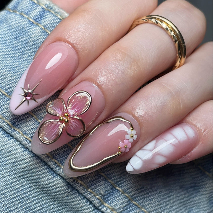 Decorative Floral Press-On Nail Art Set Bowlift