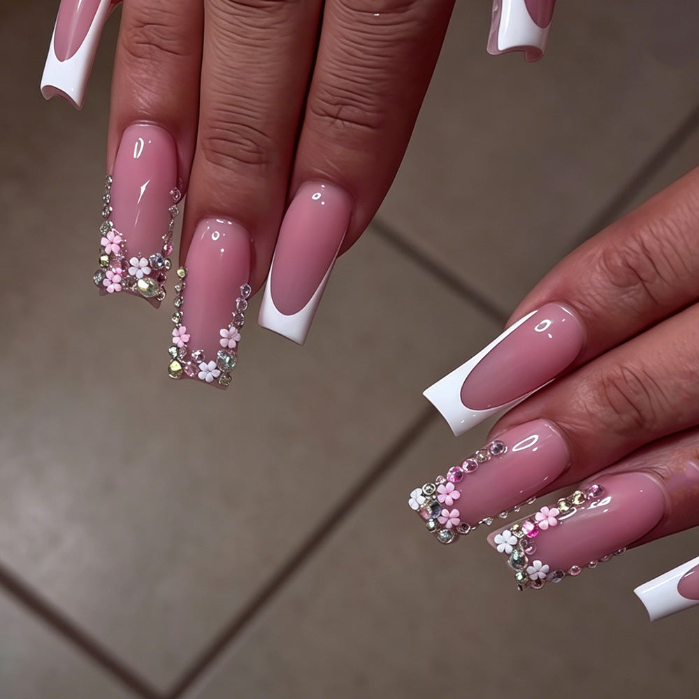 Elegant Floral Accent Press-On Nail Art Set Bowlift