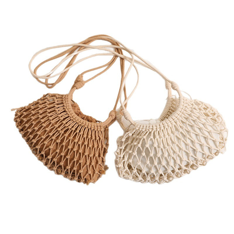 Fine macrame crossbody bag with reinforced carrying strap Bowlift