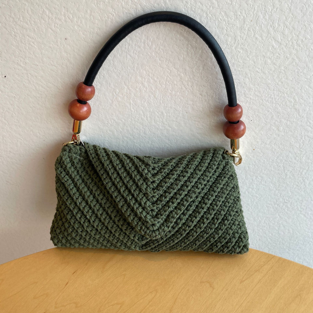 Elegant Woven Shoulder Bag Bowlift