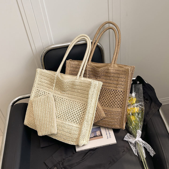 Handbag Made of Natural Weave Bowlift