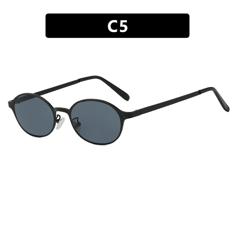 Women's round glasses with a delicate metal frame and comfortable nose pads Bowlift