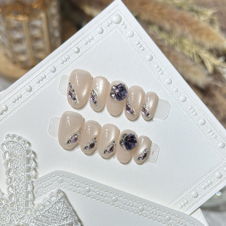 Elegant Press-On Nail Set with Gemstone Accents Bowlift