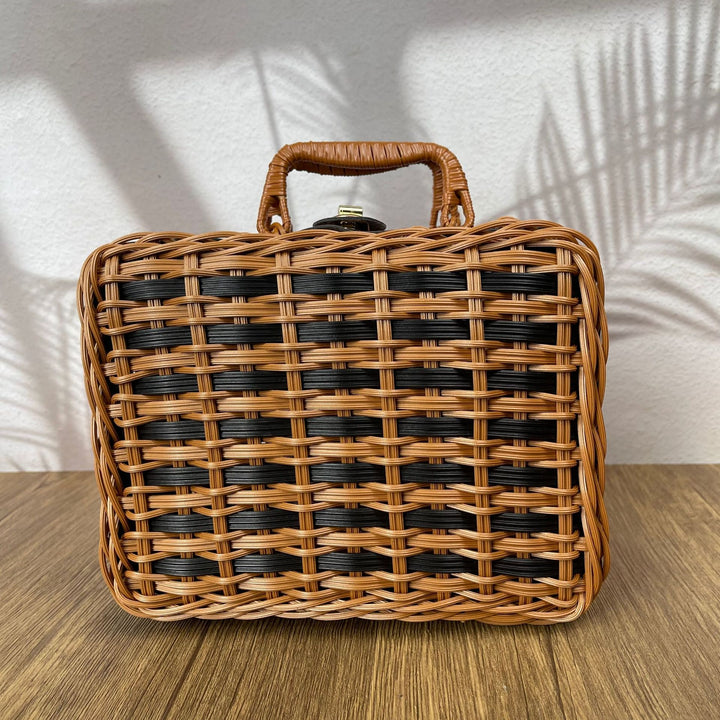 Women stylish picnic basket Bowlift