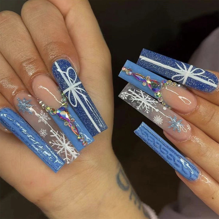 Artful nail art with floral 3D design Bowlift