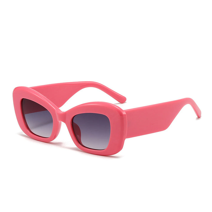 Ladies fashionable oversized sunglasses in modern design Bowlift