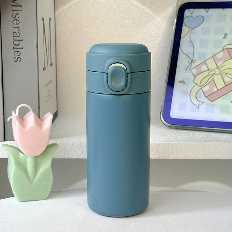 Ladies Insulated Drinking Bottle with Integrated Safety Closure Bowlift