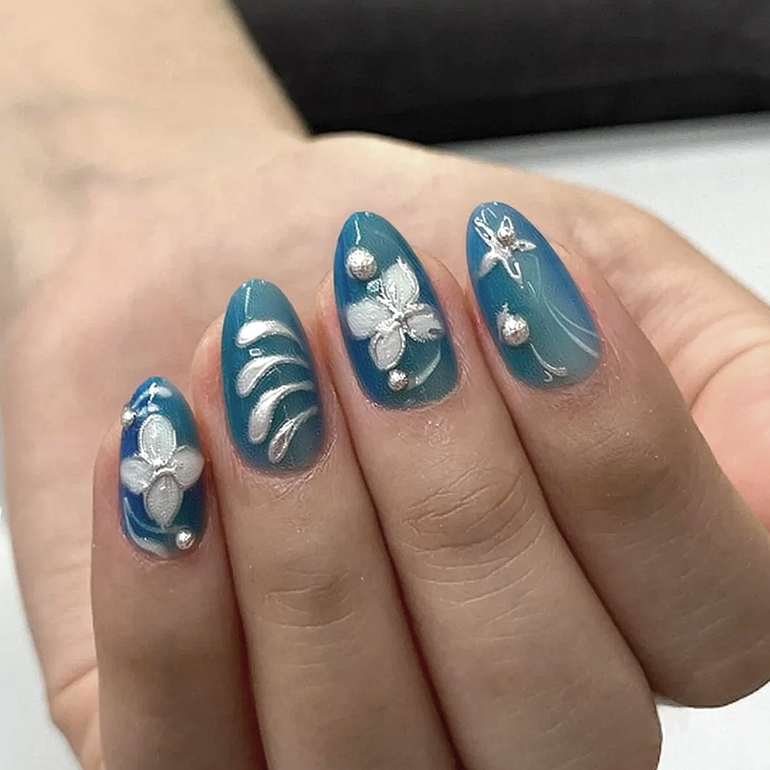 Artistic Floral-Patterned Press-On Nail Set Bowlift
