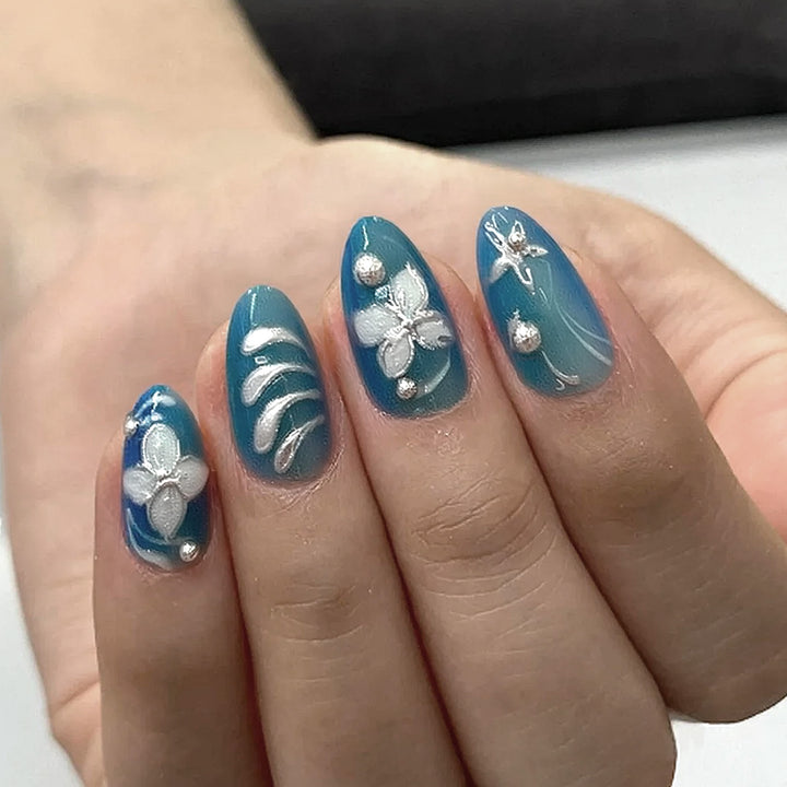 Artistic Floral-Patterned Press-On Nail Set Bowlift