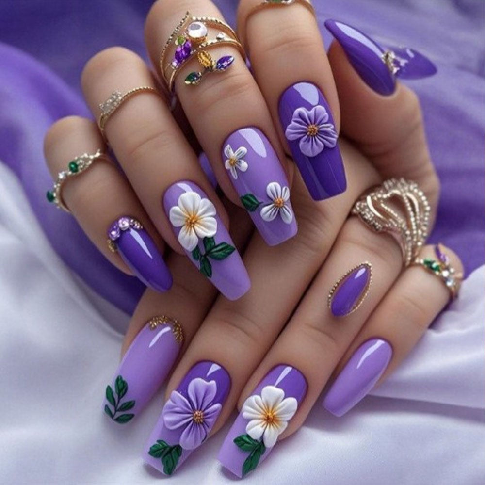 Artistic nail decorations with 3D designs Bowlift