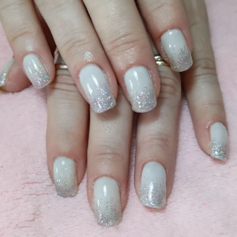 Glittery Nail Art Bowlift
