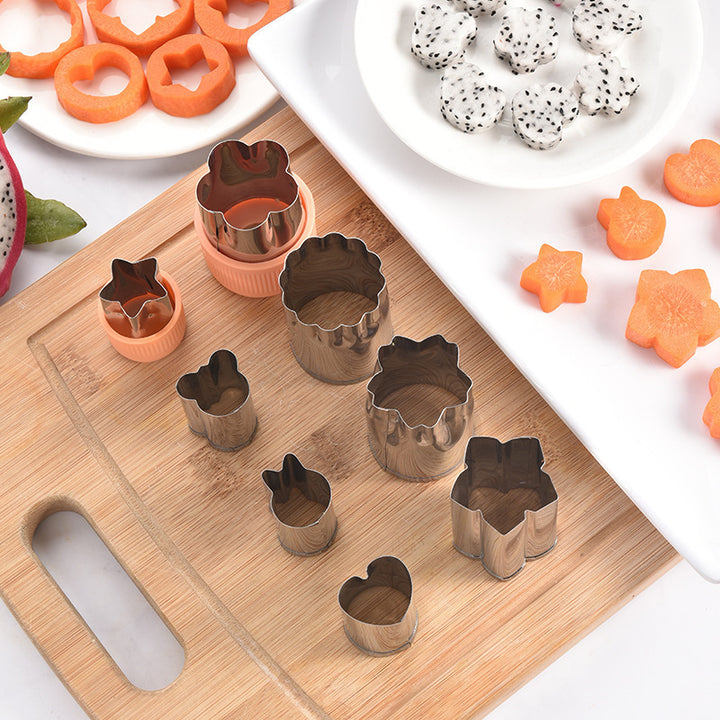 Cookie cutter set with ergonomic handle Bowlift