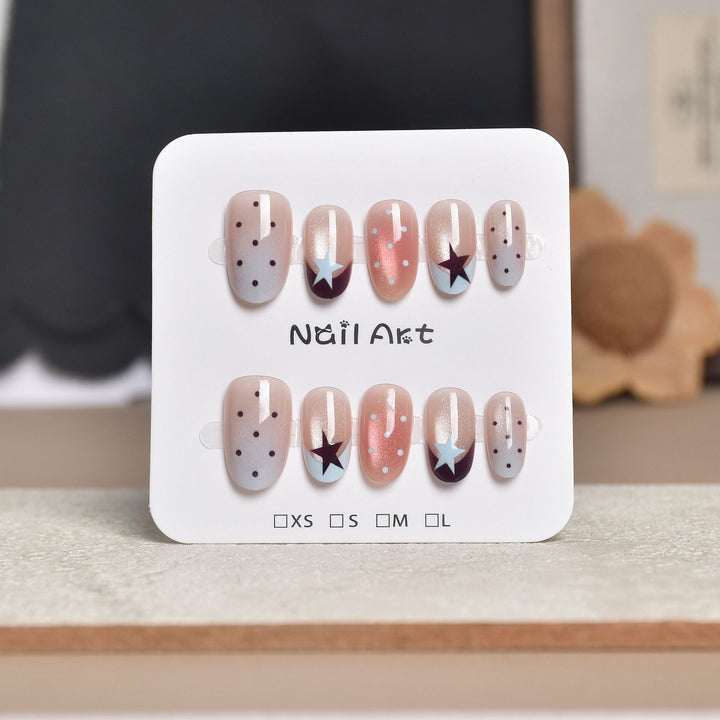 Artistic Star-Embellished Press-On Nail Set Bowlift