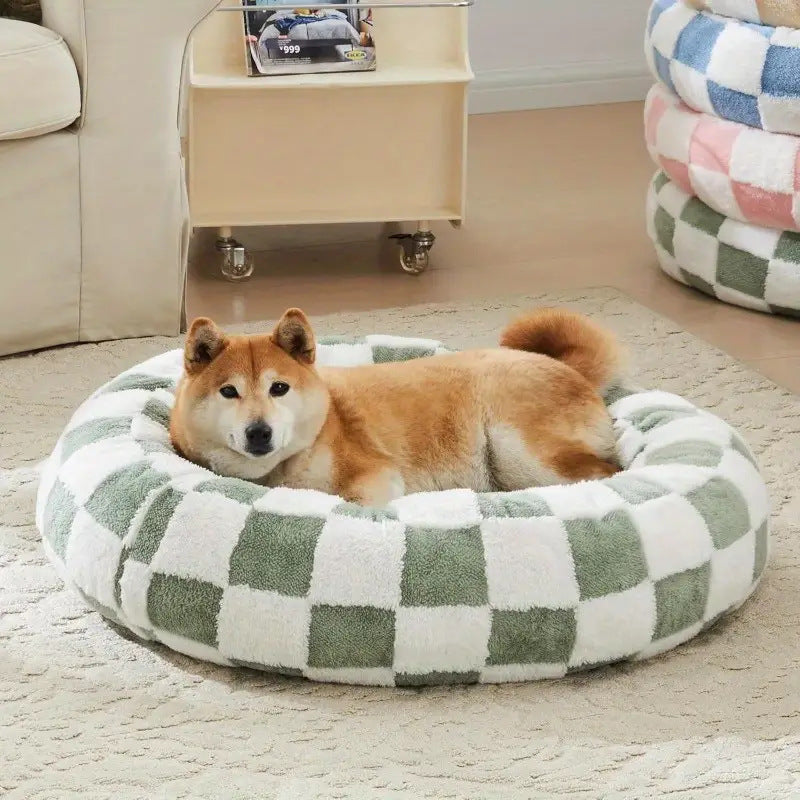 Cozy Checkerboard Dog Bed