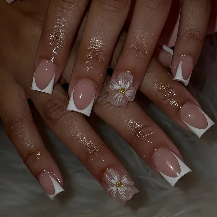 Floral Elegance Press-On Nail Art Bowlift
