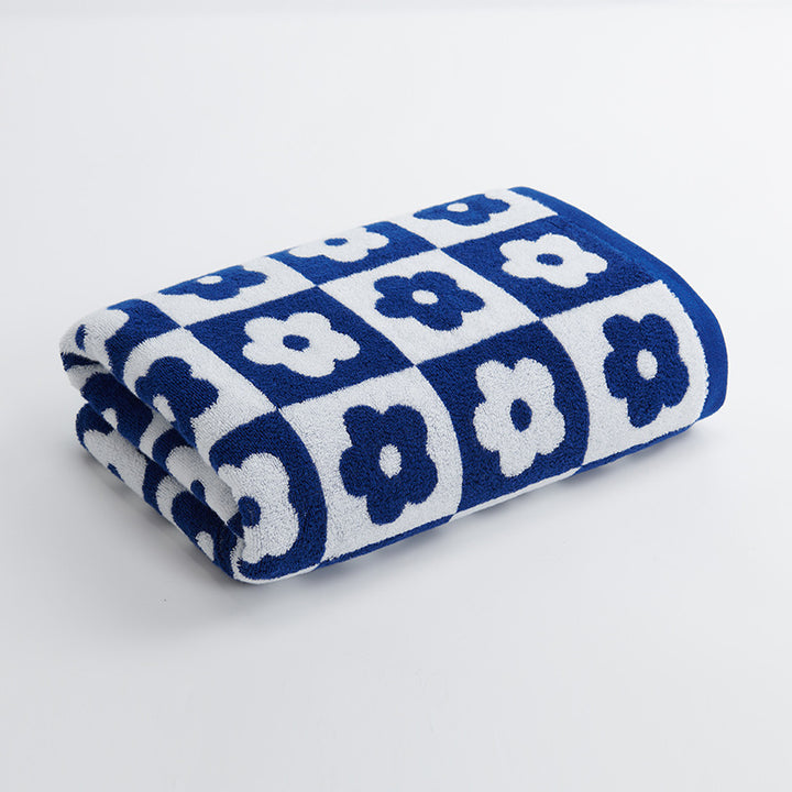 Women's Luxurious Terry Bath Towel with Floral Pattern Bowlift
