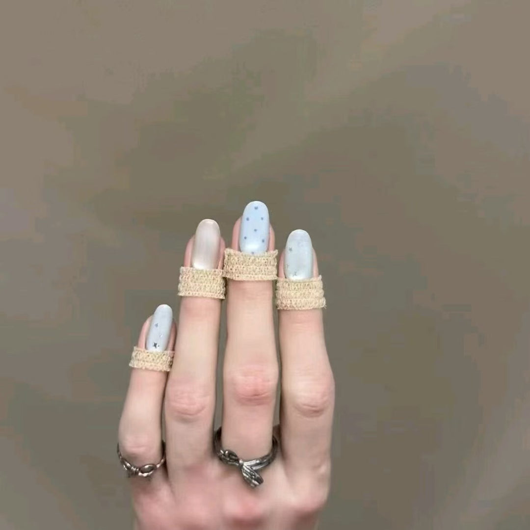 Stylish Press-On Nail Wraps Bowlift