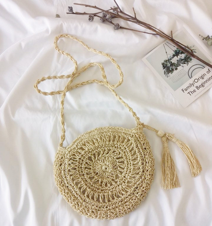 Beef Macrame Shoulder Bag with Tassel Bowlift
