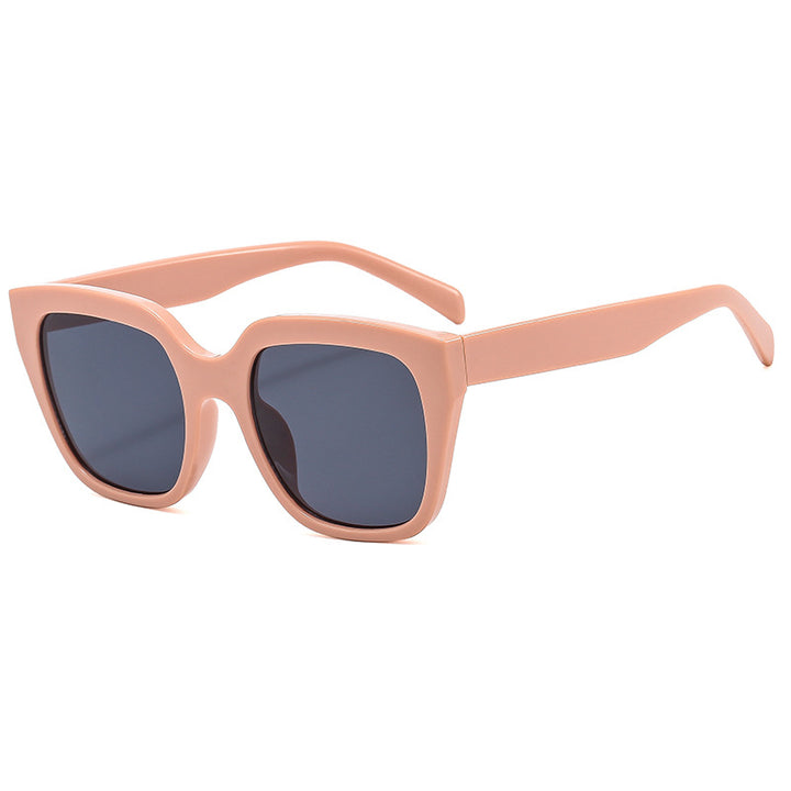 Ladies stylish sunglasses in modern square design Bowlift