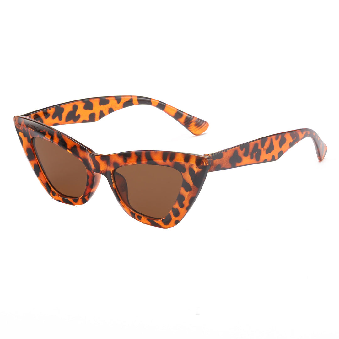 Ladies Cat-Eye Sunglasses with trendy Animal Print Bowlift