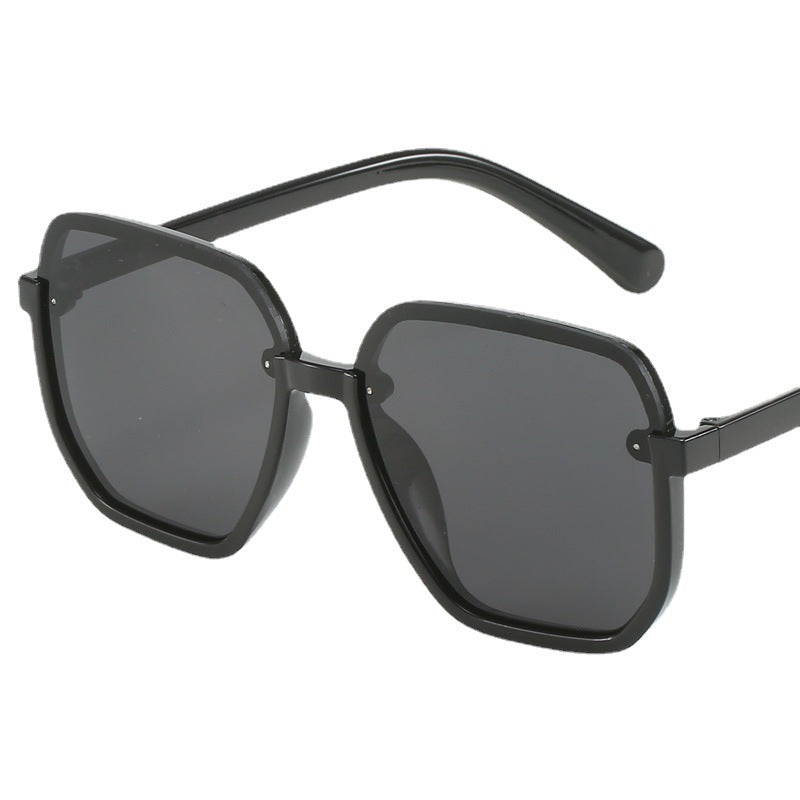 Women’s geometric sunglasses in modern design Bowlift
