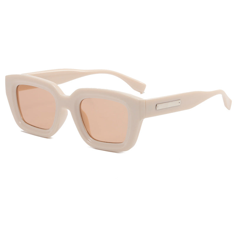 Women's Fashion Sunglasses in Elegant Design Bowlift