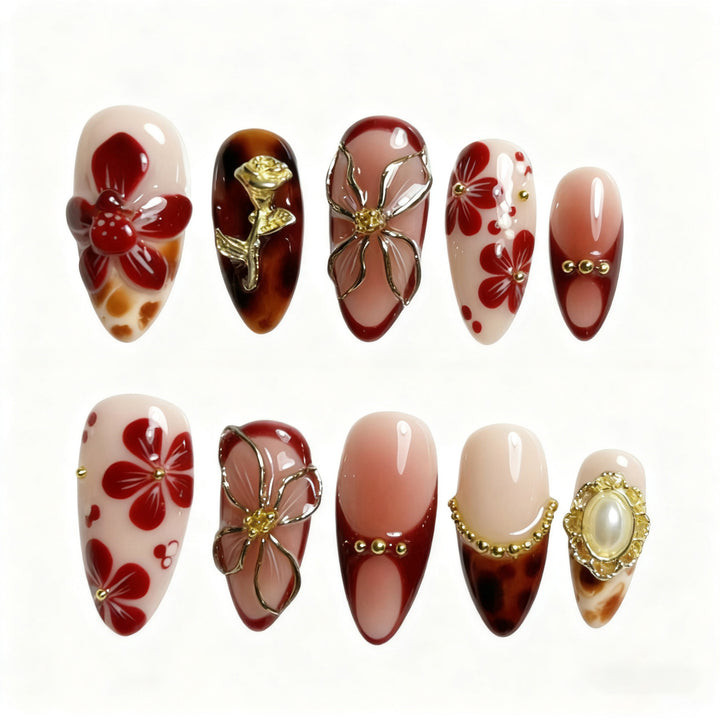 Luxury artificial nails with floral decorations Bowlift